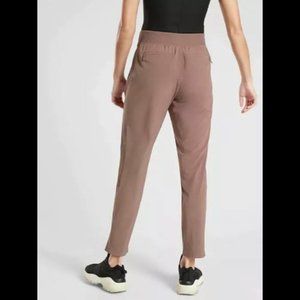 Athleta Brooklyn brown ankle pant size 8